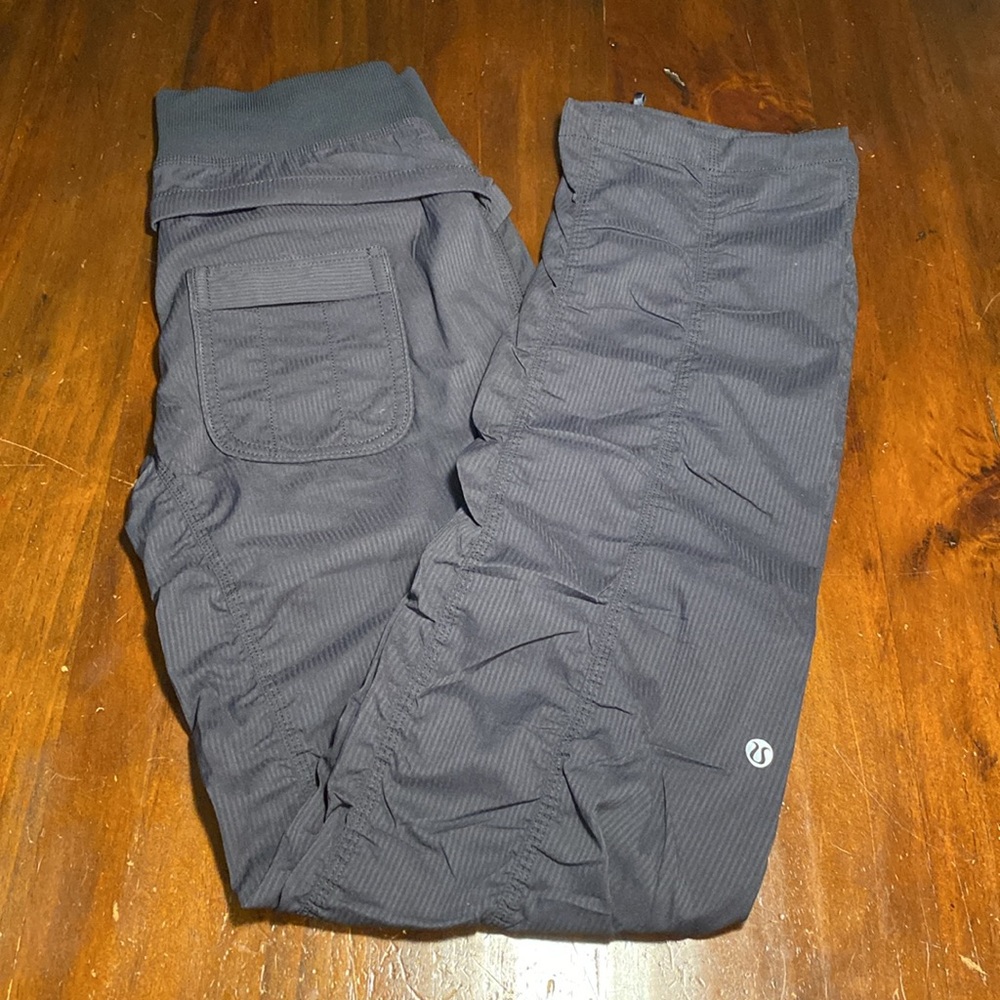 LULULEMON DANCE STUDIO JOGGERS| PANTS💖